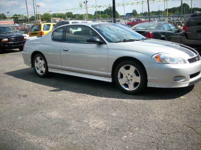 2007 Chevrolet Monte Carlo 4dr Sdn Auto (natl) Hatchback