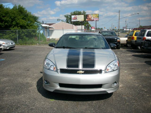 2007 Chevrolet Monte Carlo 4dr Sdn Auto (natl) Hatchback