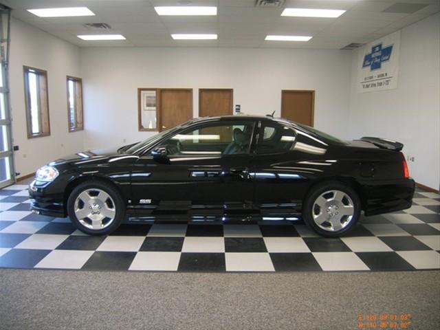 2007 Chevrolet Monte Carlo 4dr Sdn Auto (natl) Hatchback