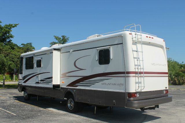 1999 Chevrolet Mountain Aire Z-24sunroof