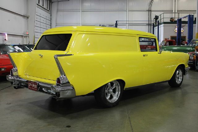 1957 Chevrolet Nomad EXT CAB 157.5 WB 4WD SL