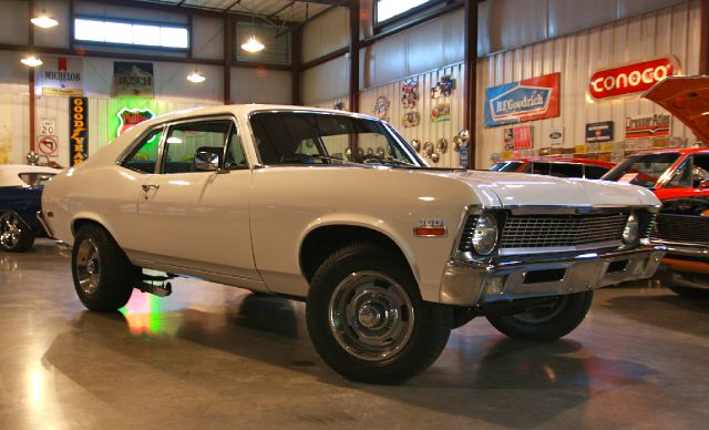 1970 Chevrolet NOVA Sedan 2.4 Automatic GLS