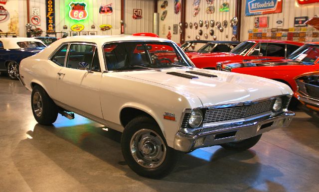1970 Chevrolet NOVA Sedan 2.4 Automatic GLS