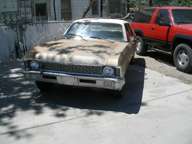 1970 Chevrolet NOVA 4dr Sdn SEL Sedan