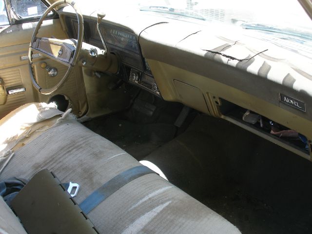 1970 Chevrolet NOVA 4dr Sdn SEL Sedan