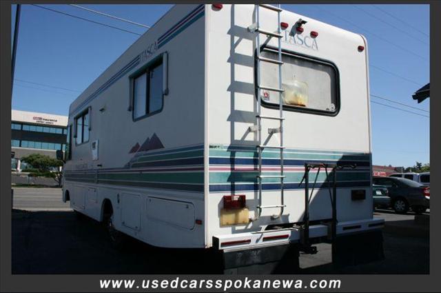1995 Chevrolet P30 Work Truck Pickup 4D 5 3/4 Ft
