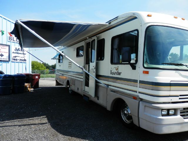 1995 Chevrolet P30 530i Sport Package