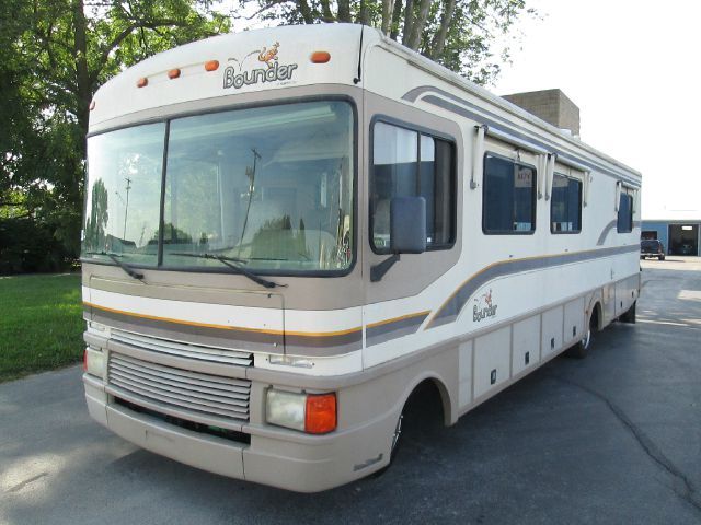 1996 Chevrolet P30 I Sport W/6 Speed