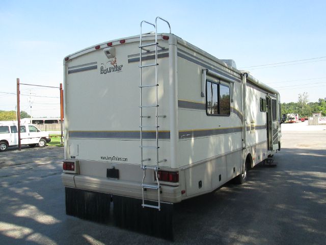1996 Chevrolet P30 I Sport W/6 Speed
