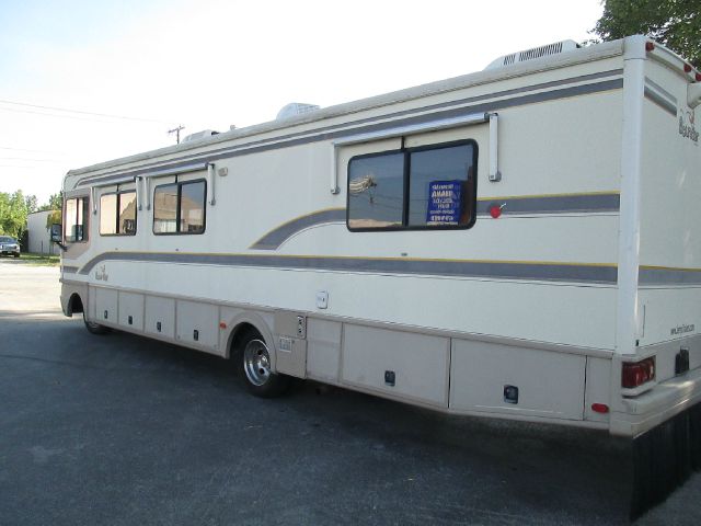 1996 Chevrolet P30 I Sport W/6 Speed