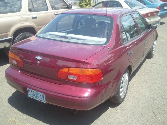 1998 Chevrolet Prizm 4dr Sdn I4 CVT S