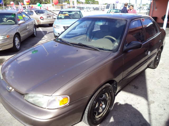 1999 Chevrolet Prizm Base