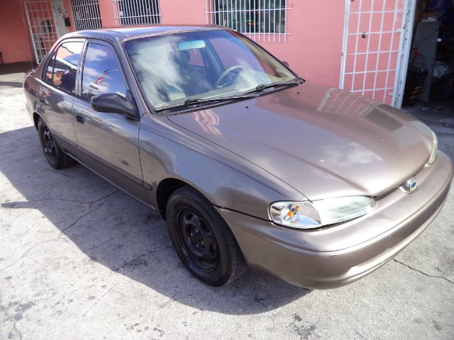 1999 Chevrolet Prizm Base