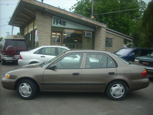 1999 Chevrolet Prizm 4dr Sdn I4 CVT S