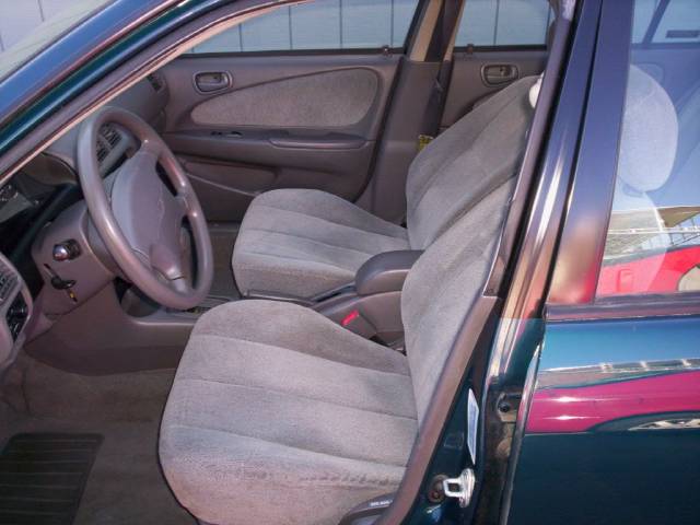 1999 Chevrolet Prizm 4dr Sdn I4 CVT S