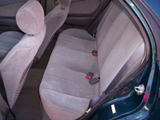 1999 Chevrolet Prizm 4dr Sdn I4 CVT S