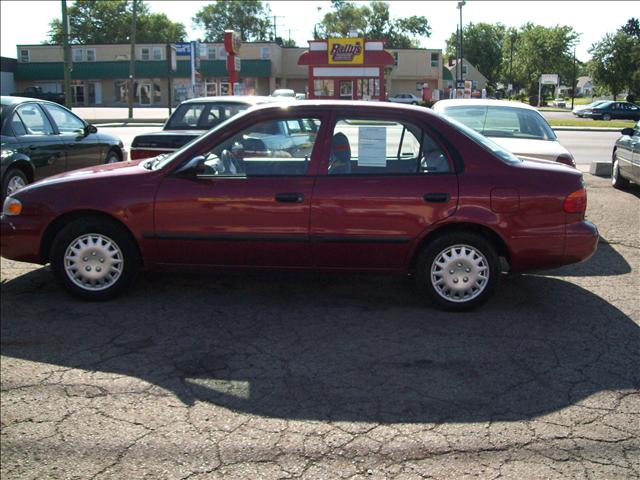 1999 Chevrolet Prizm 2dr Cpe I4 CVT 2.5 S