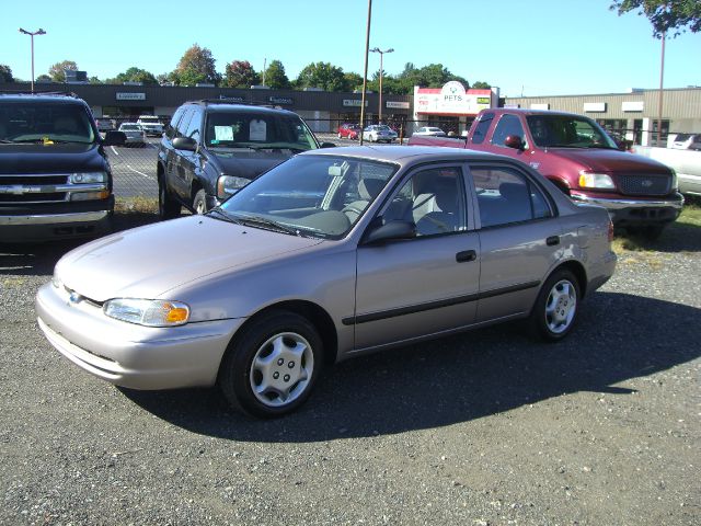 2000 Chevrolet Prizm 4dr Sdn I4 CVT S
