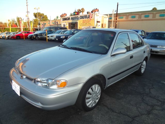 2000 Chevrolet Prizm Base