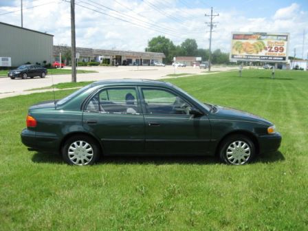 2001 Chevrolet Prizm 4dr Sdn I4 CVT S