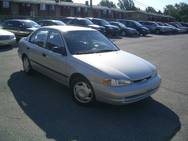 2001 Chevrolet Prizm 4dr Sdn I4 CVT S