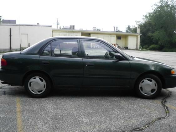 2002 Chevrolet Prizm 4dr Sdn I4 CVT S