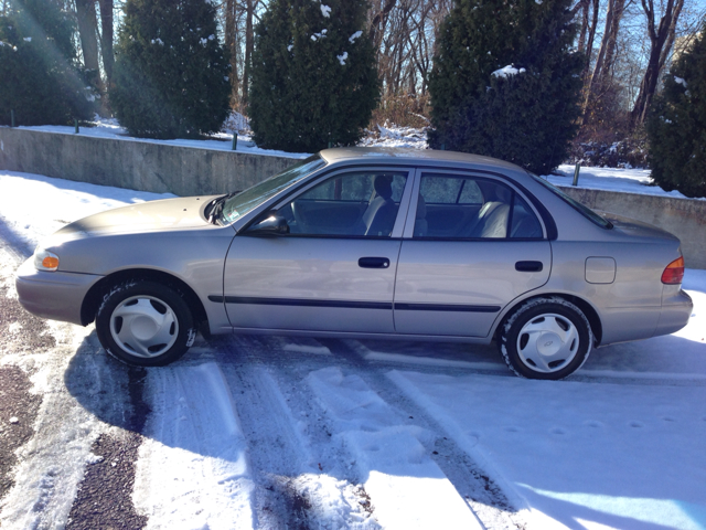 2002 Chevrolet Prizm 4dr Sdn I4 CVT S