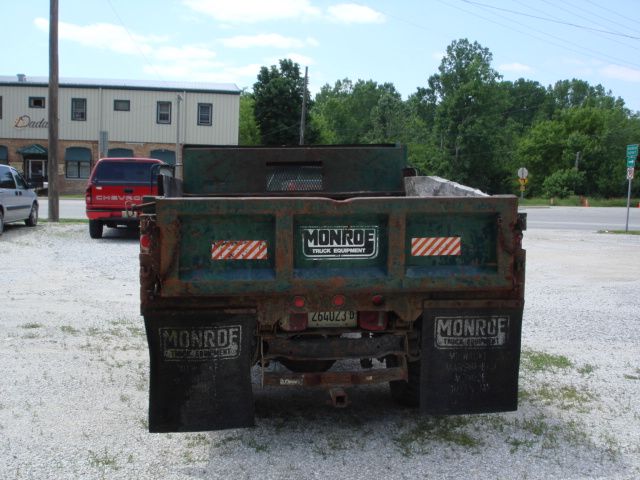 1989 Chevrolet R3500 ES 2.4L AUTO