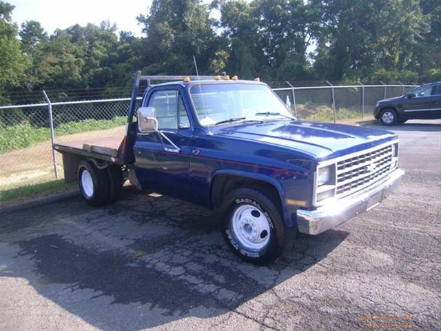 1989 Chevrolet R3500 C350 Sport Sedan 4D