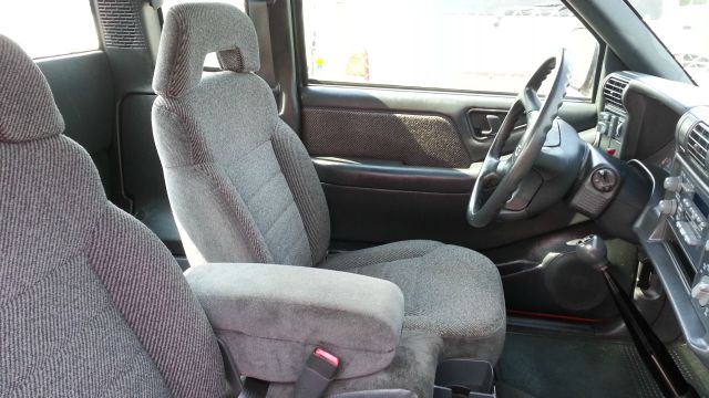 1995 Chevrolet S-10 T6 Sport Utility 4D