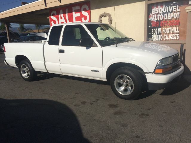 2002 Chevrolet S-10 2.5 AWD SUV