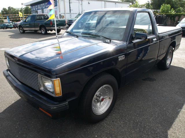 1982 Chevrolet S10 ES 2.4L AUTO
