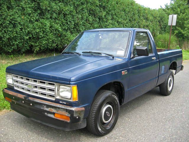 1985 Chevrolet S10 ES 2.4L AUTO