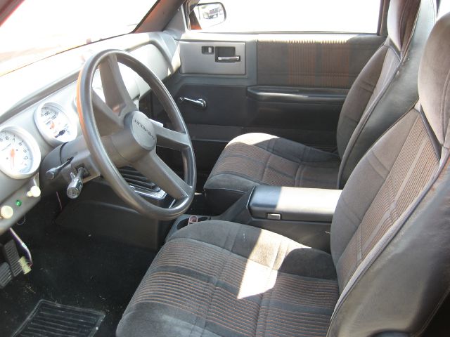 1986 Chevrolet S10 ES 2.4L AUTO