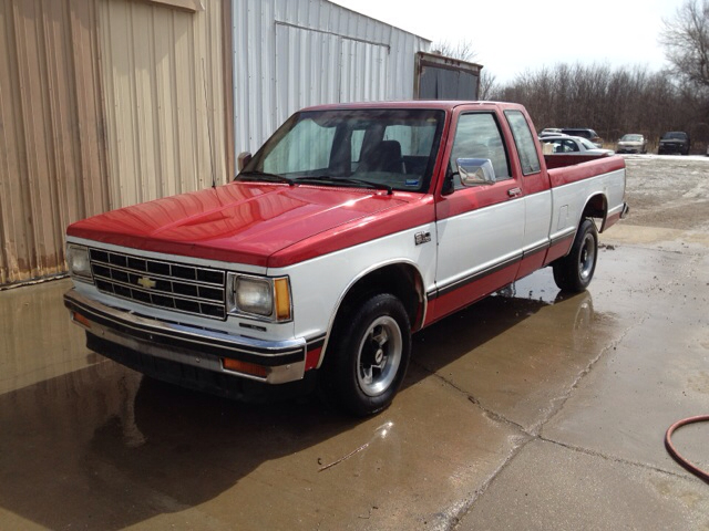 1986 Chevrolet S10 ES 2.4L AUTO
