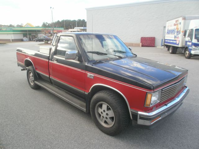 1988 Chevrolet S10 1500 LT 4WD