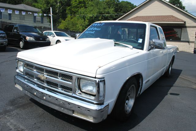1993 Chevrolet S10 4dr Sdn 2.5L Turbo AWD