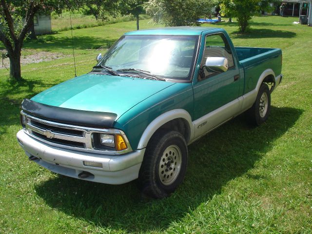 1995 Chevrolet S10 1500 LT 4WD