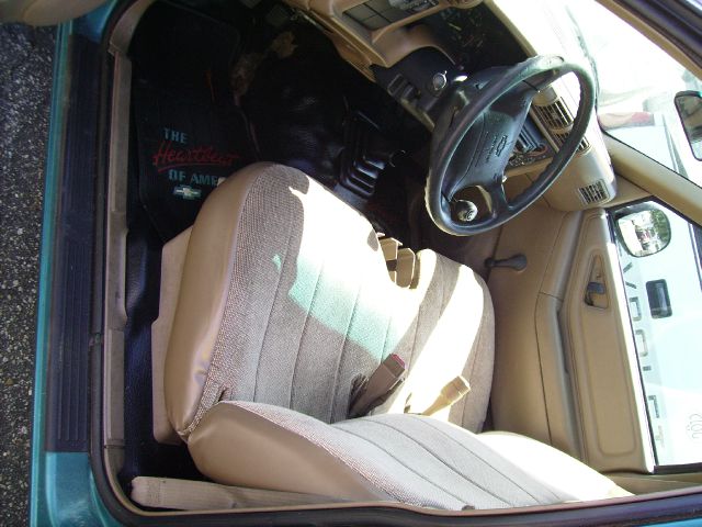 1995 Chevrolet S10 T Chairs