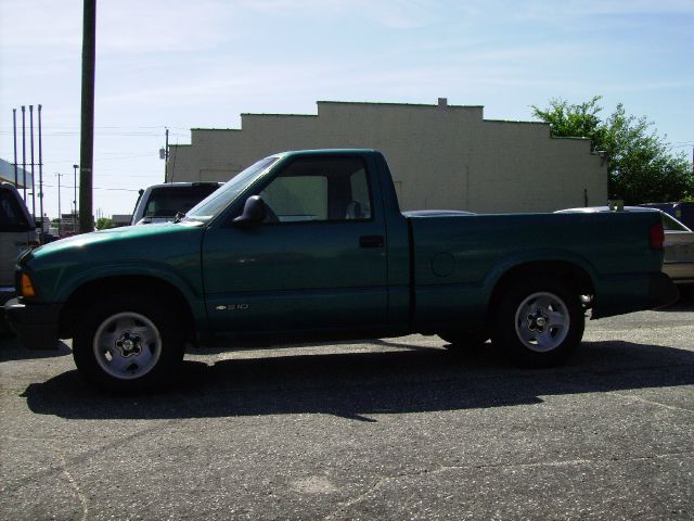 1995 Chevrolet S10 T Chairs