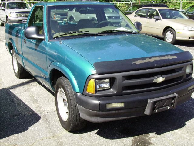 1995 Chevrolet S10 T Chairs