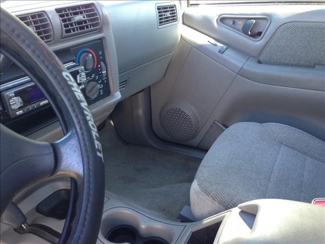 1996 Chevrolet S10 Base XL XLT Lariat Harley-davidson