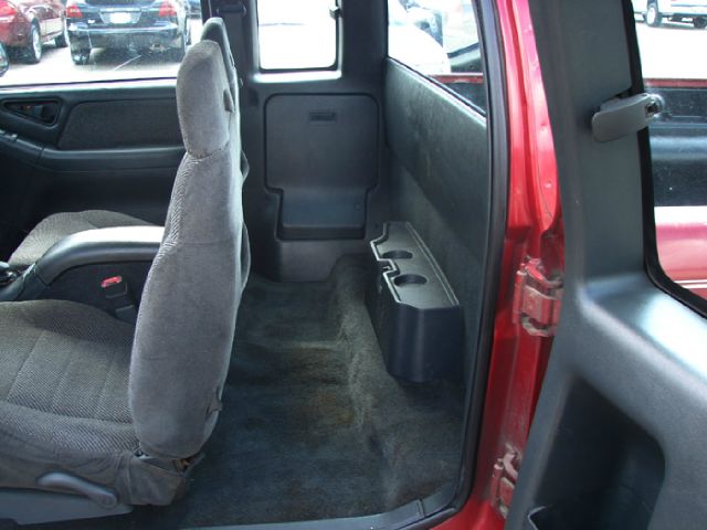 1997 Chevrolet S10 Handicap Lift And Control Leg 1 Owner