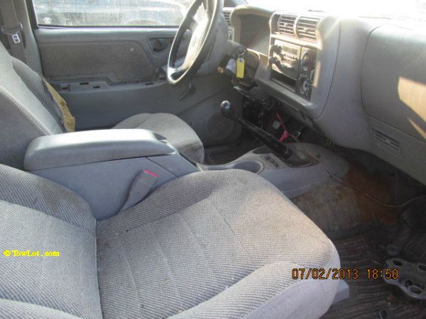 1997 Chevrolet S10 4dr Sdn Auto GLS w/XM