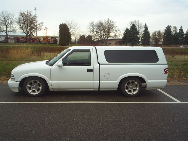 1998 Chevrolet S10 Es/lx