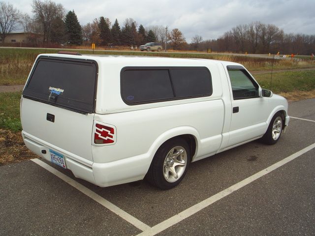 1998 Chevrolet S10 Es/lx