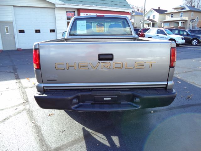 1998 Chevrolet S10 T Chairs