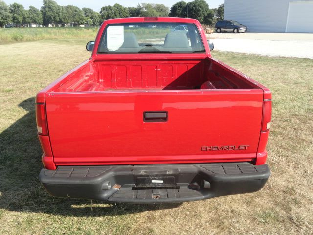 1998 Chevrolet S10 T Chairs