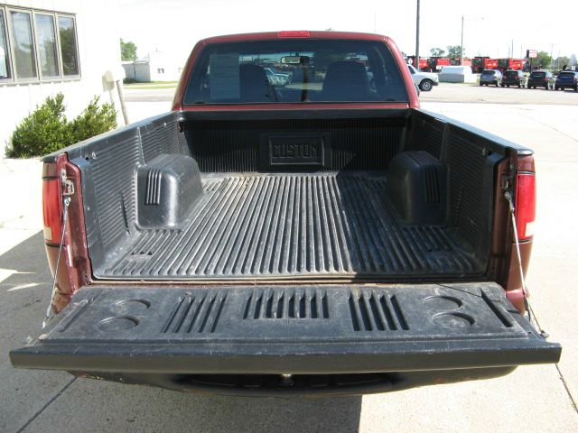 1998 Chevrolet S10 4dr Sdn Auto GLS w/XM