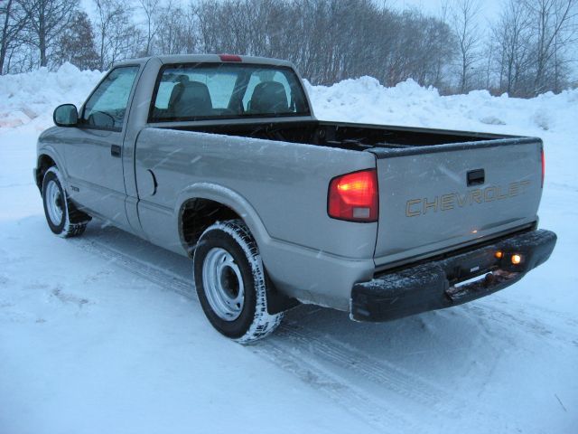 1998 Chevrolet S10 T Chairs